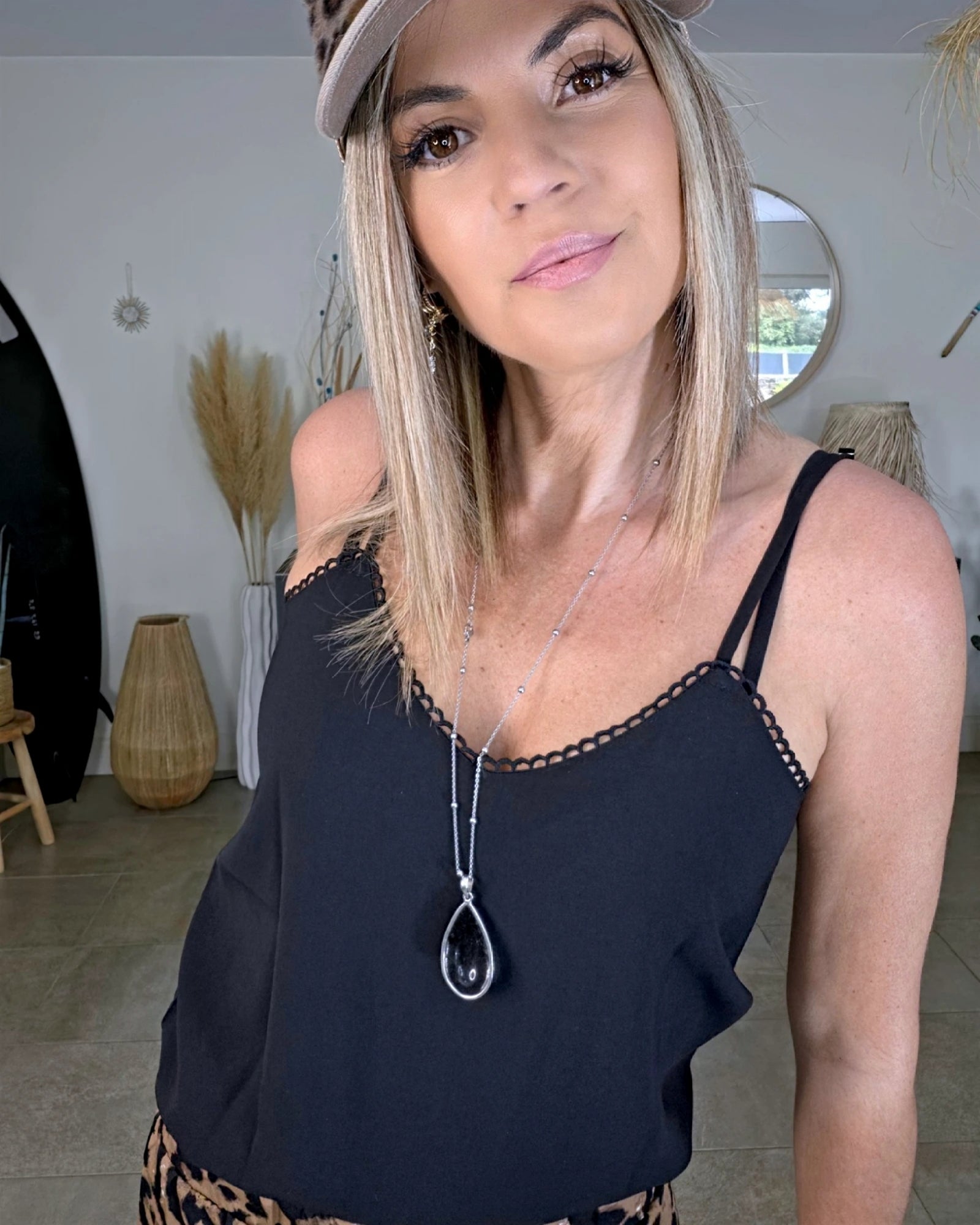 Débardeur Victoria noir - 𝐌𝐚𝐫𝐢𝐧𝐚𝟒𝟒𝐟𝐚𝐦𝐢𝐥𝐲