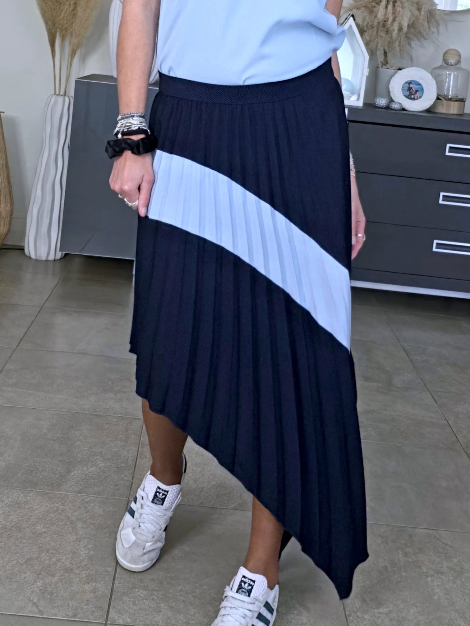 Jupe Plissée asymétrique bleu marine et bleu ciel