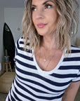 Haut en coton à maille rayé bleu marine - 𝐌𝐚𝐫𝐢𝐧𝐚𝟒𝟒𝐟𝐚𝐦𝐢𝐥𝐲