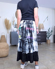 Jupe longue tie and dye à tags - 𝐌𝐚𝐫𝐢𝐧𝐚𝟒𝟒𝐟𝐚𝐦𝐢𝐥𝐲