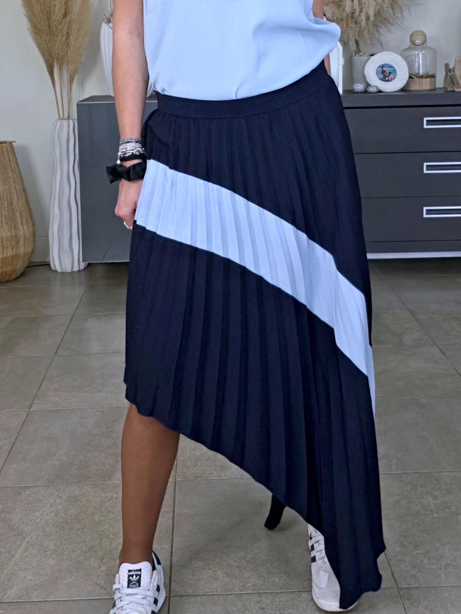 Jupe Plissée asymétrique bleu marine et bleu ciel