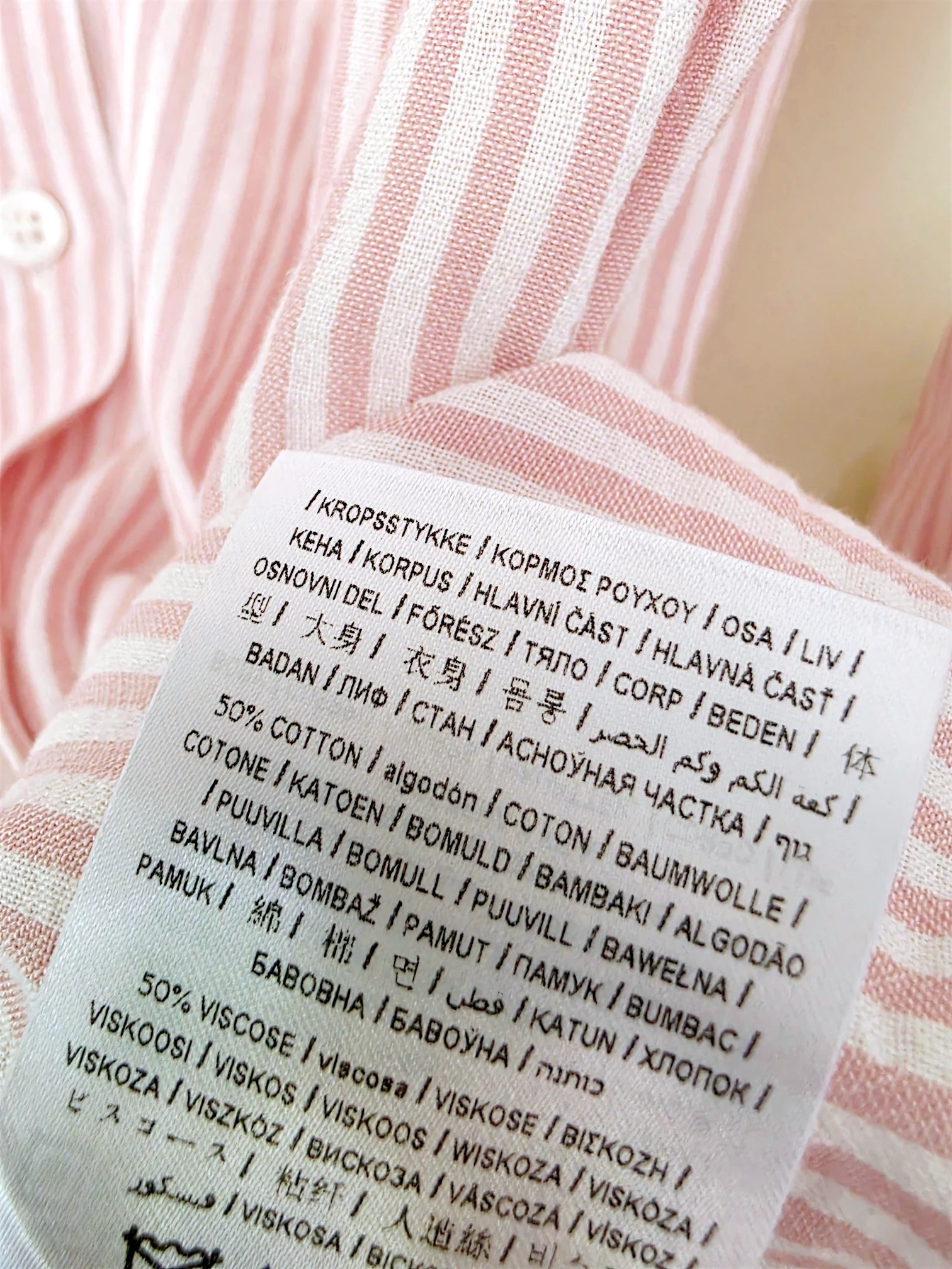 Chemise rayée rose à inscription au dos