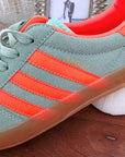 Baskets gazelle Indoor vert d'eau et orange fluo - 𝐌𝐚𝐫𝐢𝐧𝐚𝟒𝟒𝐟𝐚𝐦𝐢𝐥𝐲