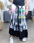 Jupe longue tie and dye à tags - 𝐌𝐚𝐫𝐢𝐧𝐚𝟒𝟒𝐟𝐚𝐦𝐢𝐥𝐲