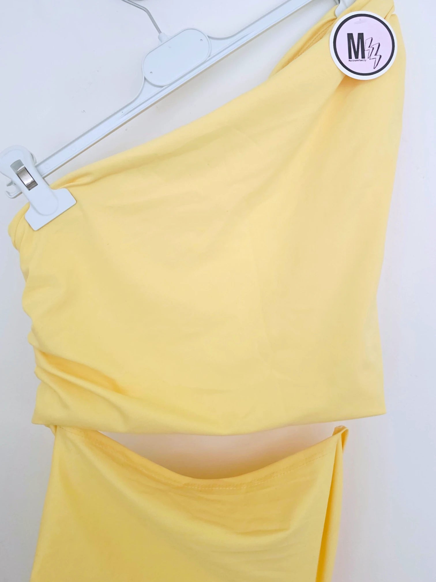 Robe asymétrique jaune