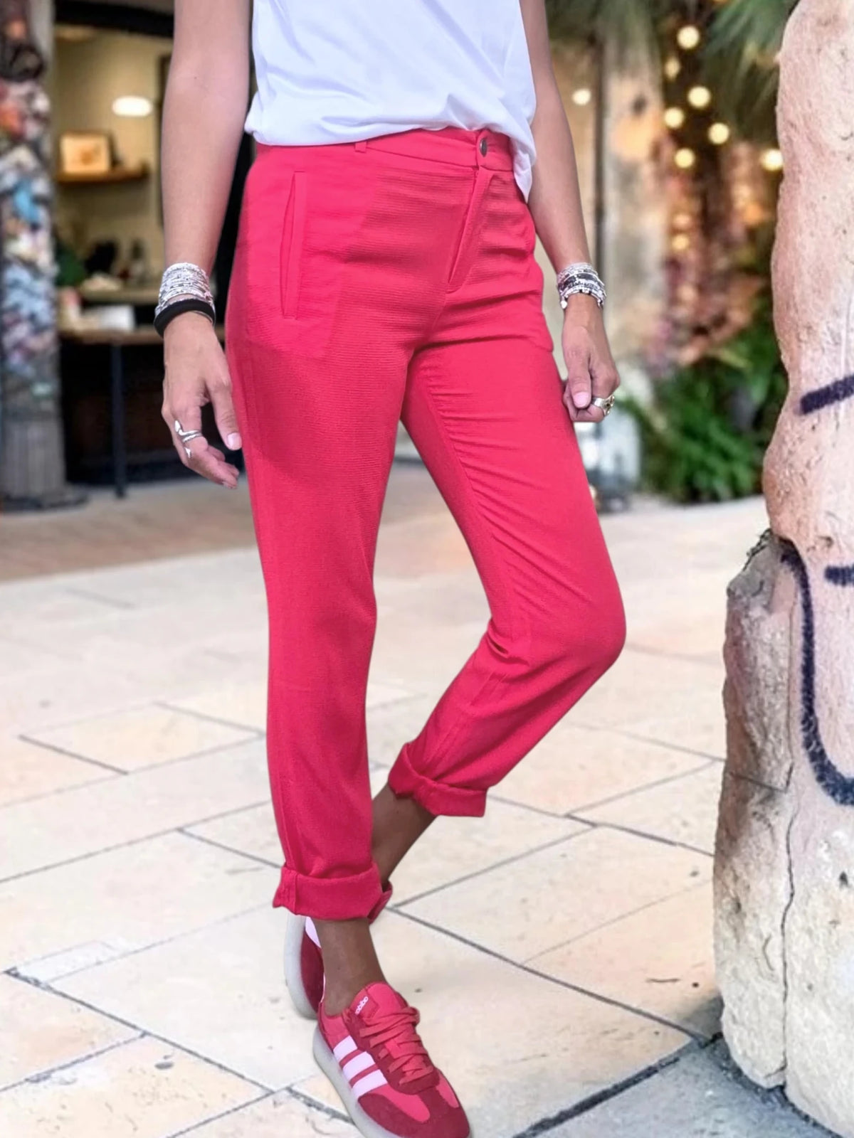 Pantalon chic rouge vif - 𝐌𝐚𝐫𝐢𝐧𝐚𝟒𝟒𝐟𝐚𝐦𝐢𝐥𝐲