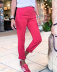 Pantalon chic rouge vif - 𝐌𝐚𝐫𝐢𝐧𝐚𝟒𝟒𝐟𝐚𝐦𝐢𝐥𝐲
