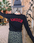Pull noir inscription dos amour en rouge - 𝐌𝐚𝐫𝐢𝐧𝐚𝟒𝟒𝐟𝐚𝐦𝐢𝐥𝐲