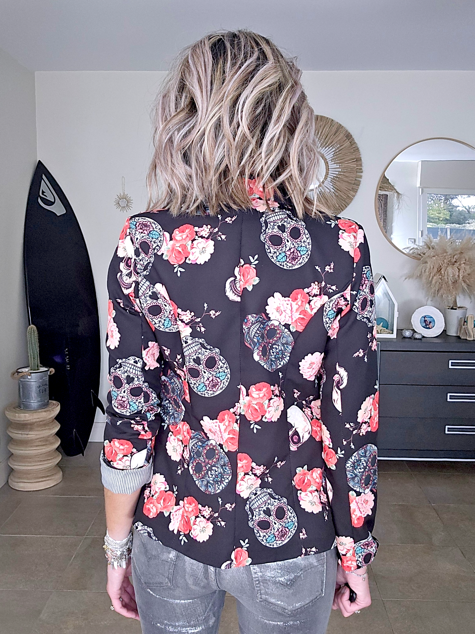 Veste cintrée à imprimé skull - 𝐌𝐚𝐫𝐢𝐧𝐚𝟒𝟒𝐟𝐚𝐦𝐢𝐥𝐲