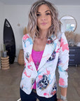 Veste blanche cintrée à imprimé skull - 𝐌𝐚𝐫𝐢𝐧𝐚𝟒𝟒𝐟𝐚𝐦𝐢𝐥𝐲