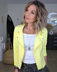 Perfecto suédine jaune fluo - 𝐌𝐚𝐫𝐢𝐧𝐚𝟒𝟒𝐟𝐚𝐦𝐢𝐥𝐲
