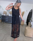 Robe noire ajourée