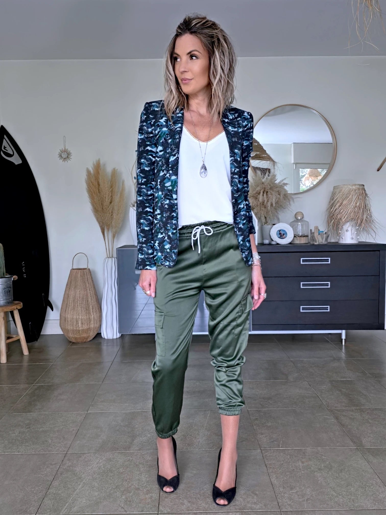 Pantalon cargo satiné kaki