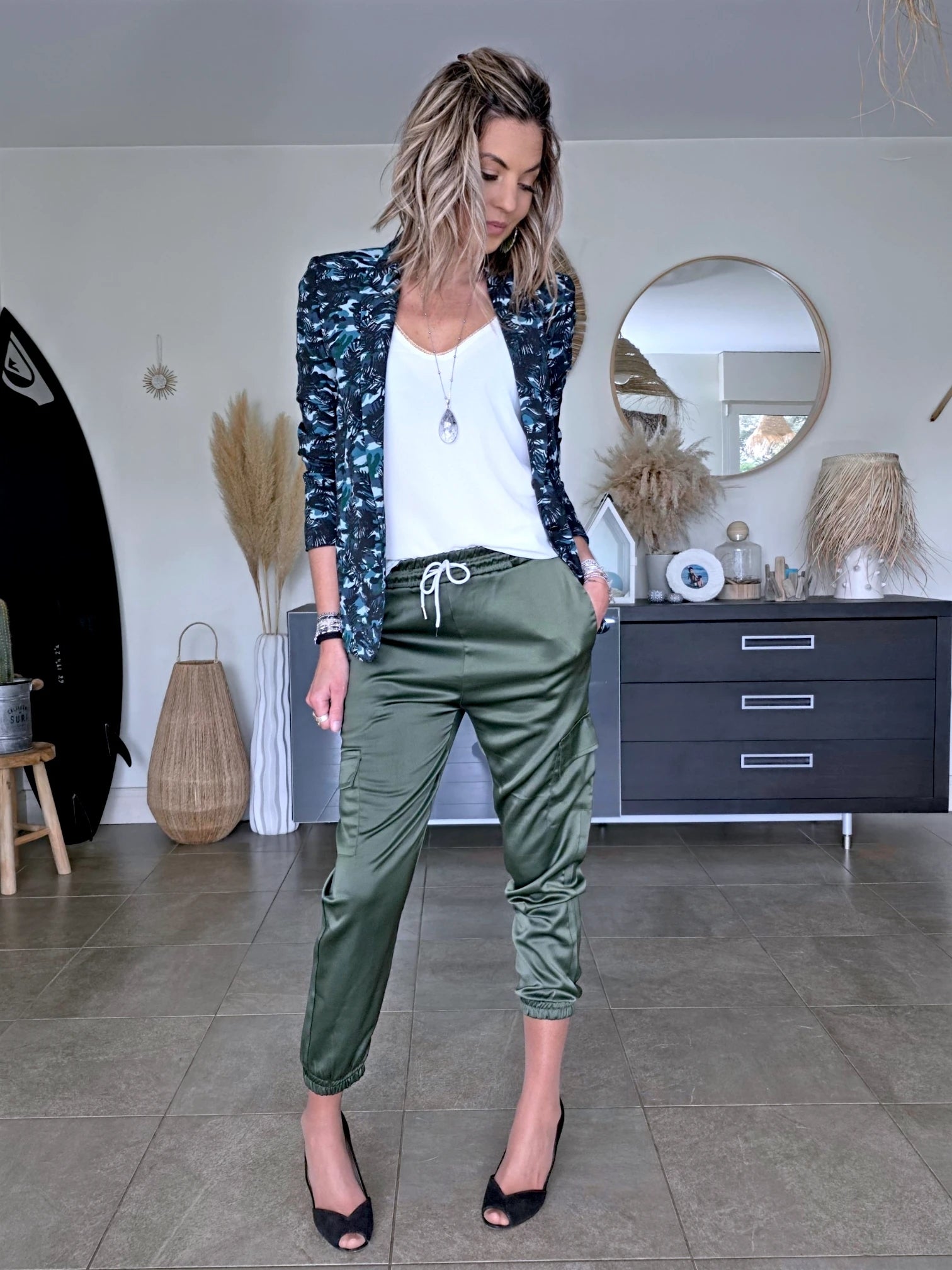 Pantalon cargo satiné kaki