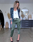 Pantalon cargo satiné kaki