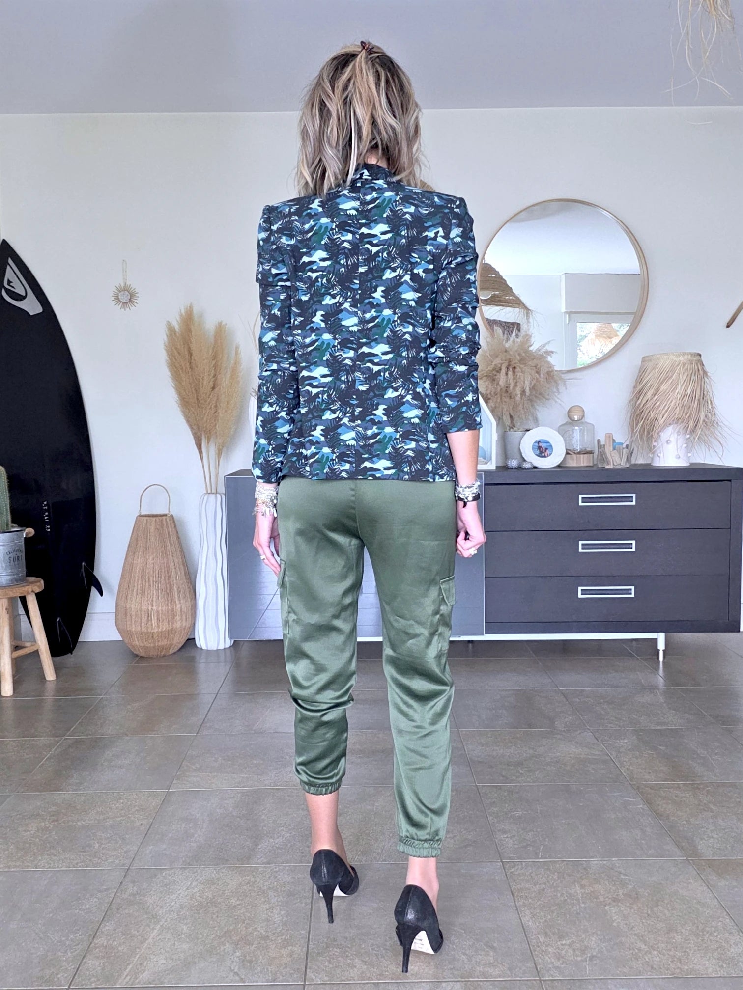 Pantalon cargo satiné kaki