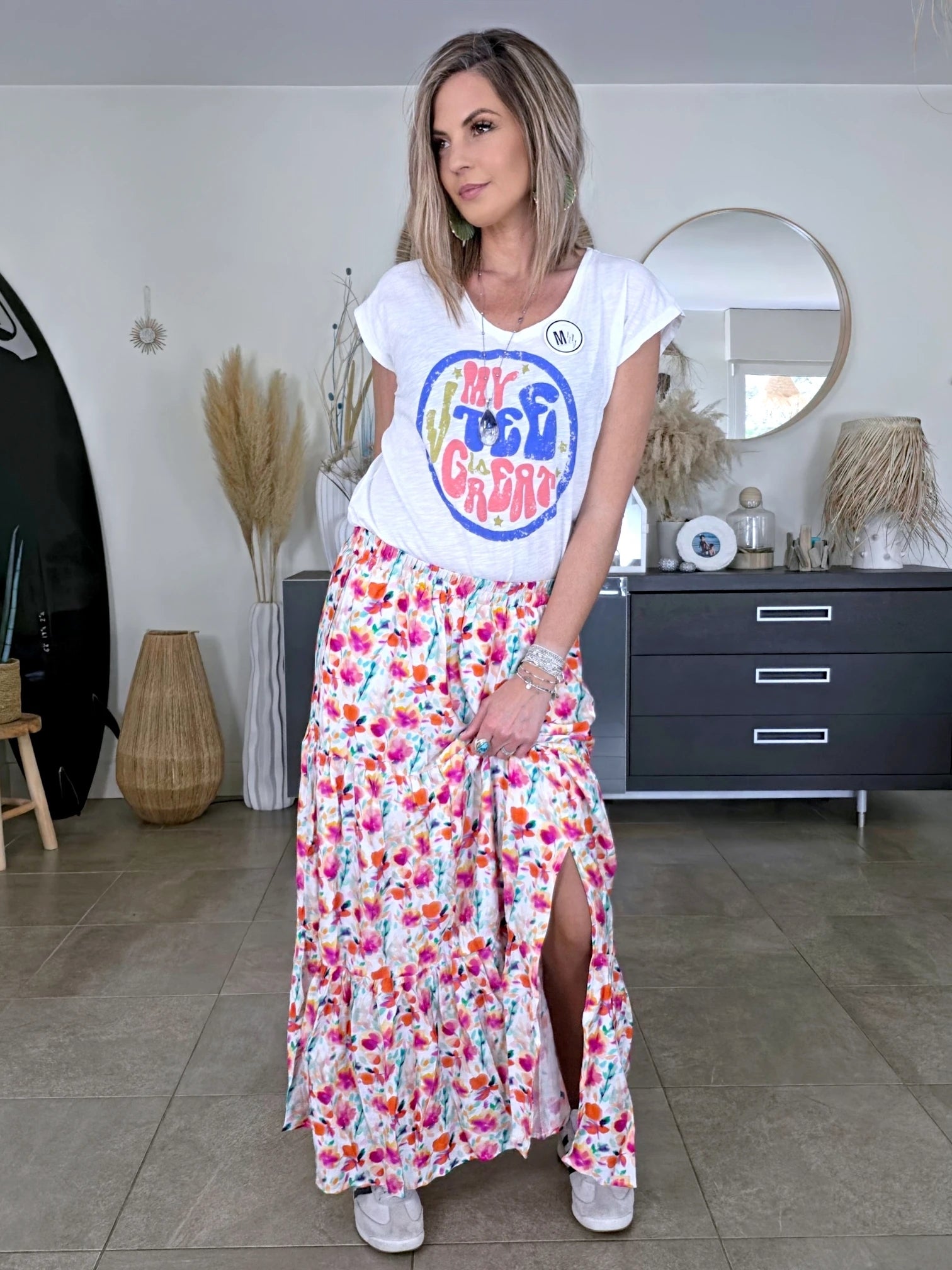 Jupe blanche à imprimé fleuri - 𝐌𝐚𝐫𝐢𝐧𝐚𝟒𝟒𝐟𝐚𝐦𝐢𝐥𝐲