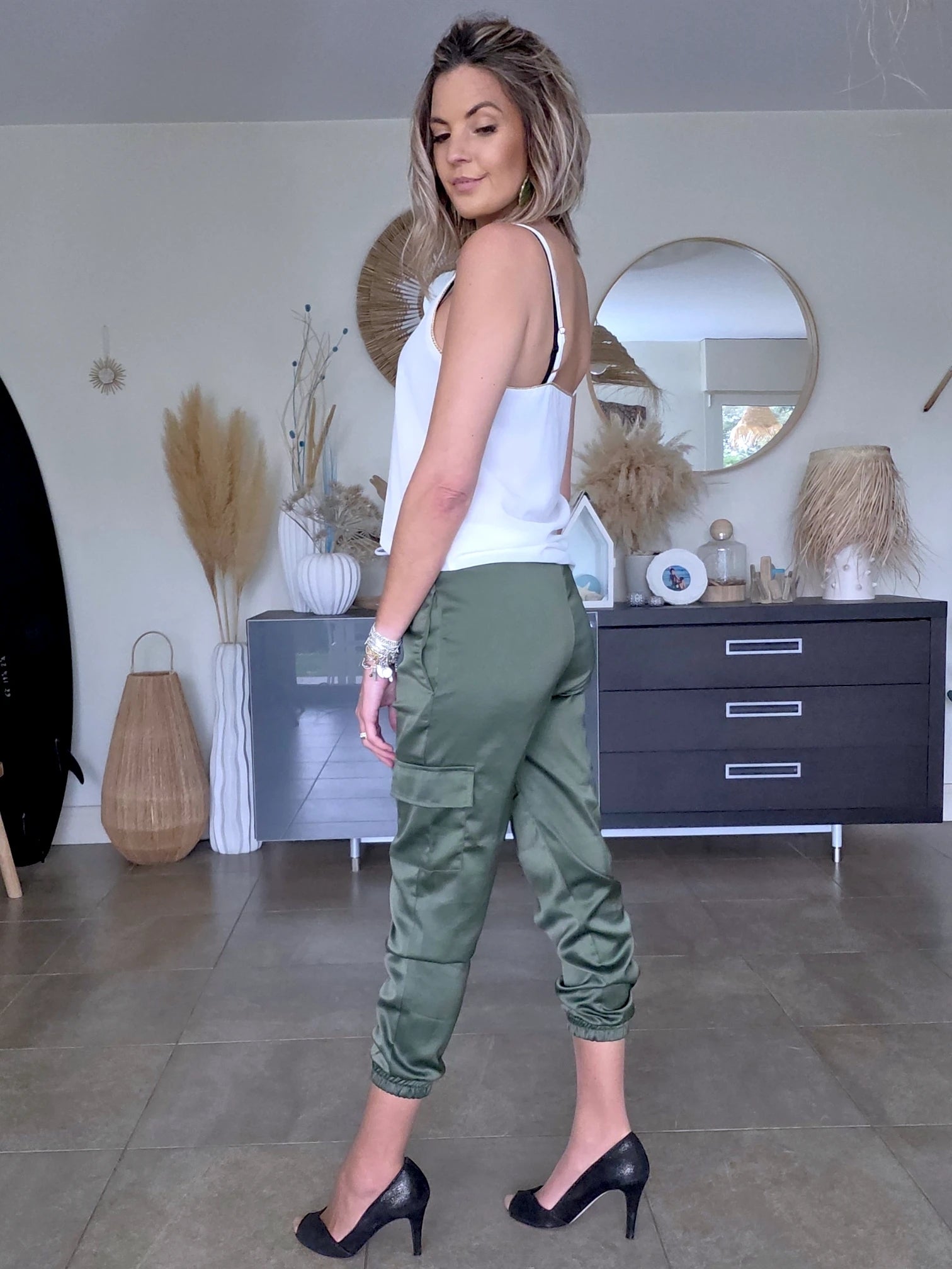 Pantalon cargo satiné kaki
