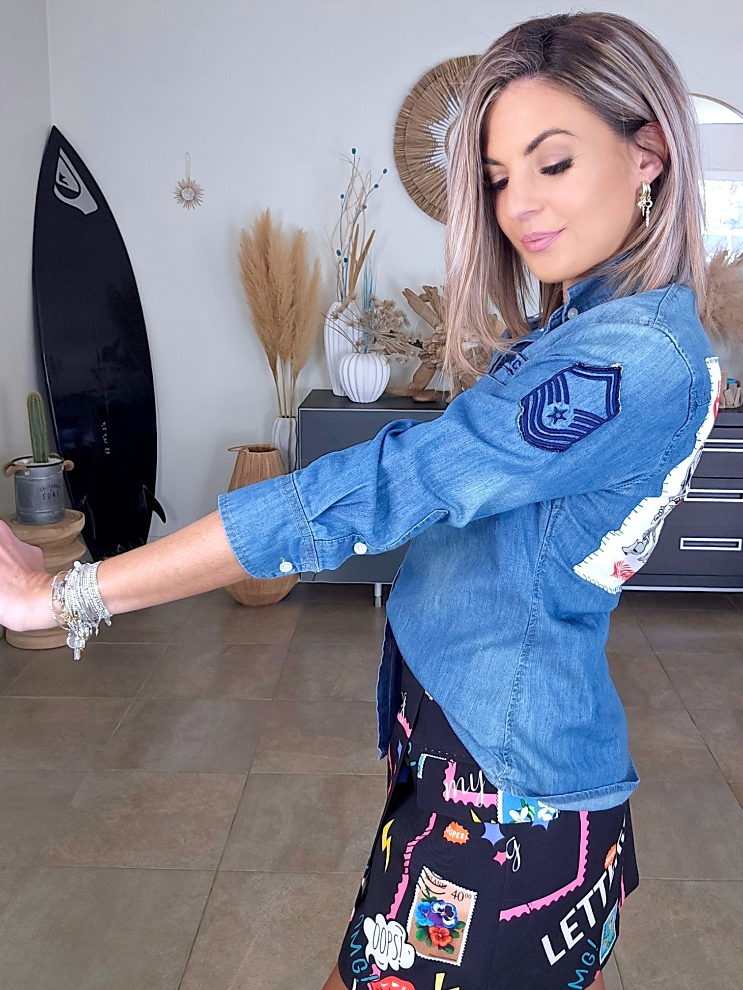 Chemise en jean headshot - 𝐌𝐚𝐫𝐢𝐧𝐚𝟒𝟒𝐟𝐚𝐦𝐢𝐥𝐲