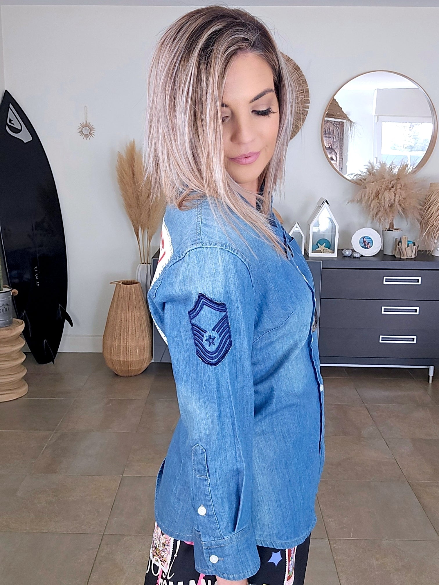 Chemise en jean headshot - 𝐌𝐚𝐫𝐢𝐧𝐚𝟒𝟒𝐟𝐚𝐦𝐢𝐥𝐲