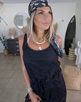 Foulard noir à imprimé bandana