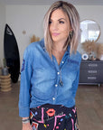 Chemise en jean headshot - 𝐌𝐚𝐫𝐢𝐧𝐚𝟒𝟒𝐟𝐚𝐦𝐢𝐥𝐲