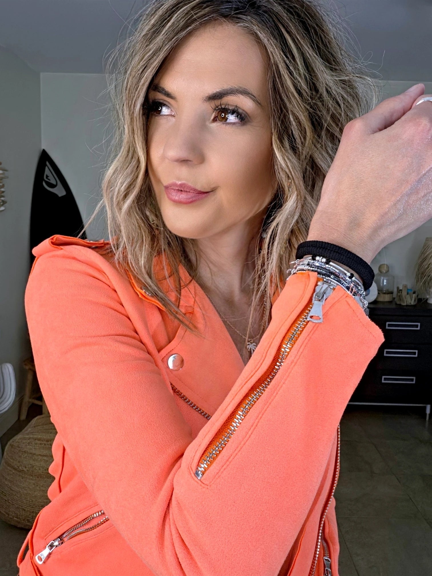 Perfecto orange fluo en suédine - 𝐌𝐚𝐫𝐢𝐧𝐚𝟒𝟒𝐟𝐚𝐦𝐢𝐥𝐲