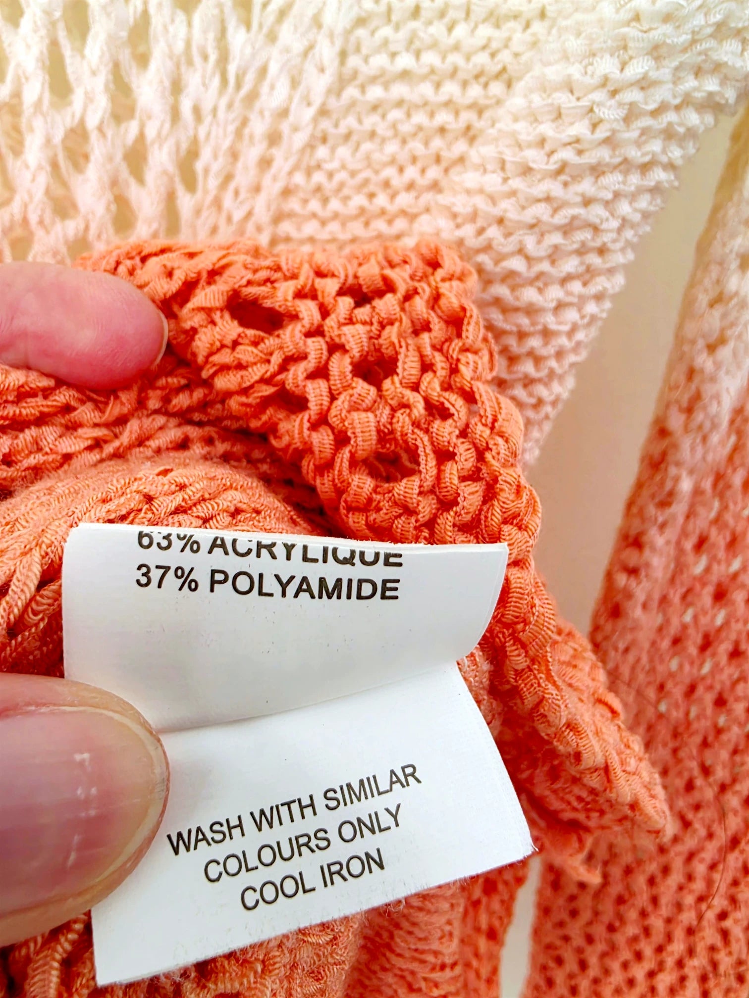 Pull ajouré tie and dye