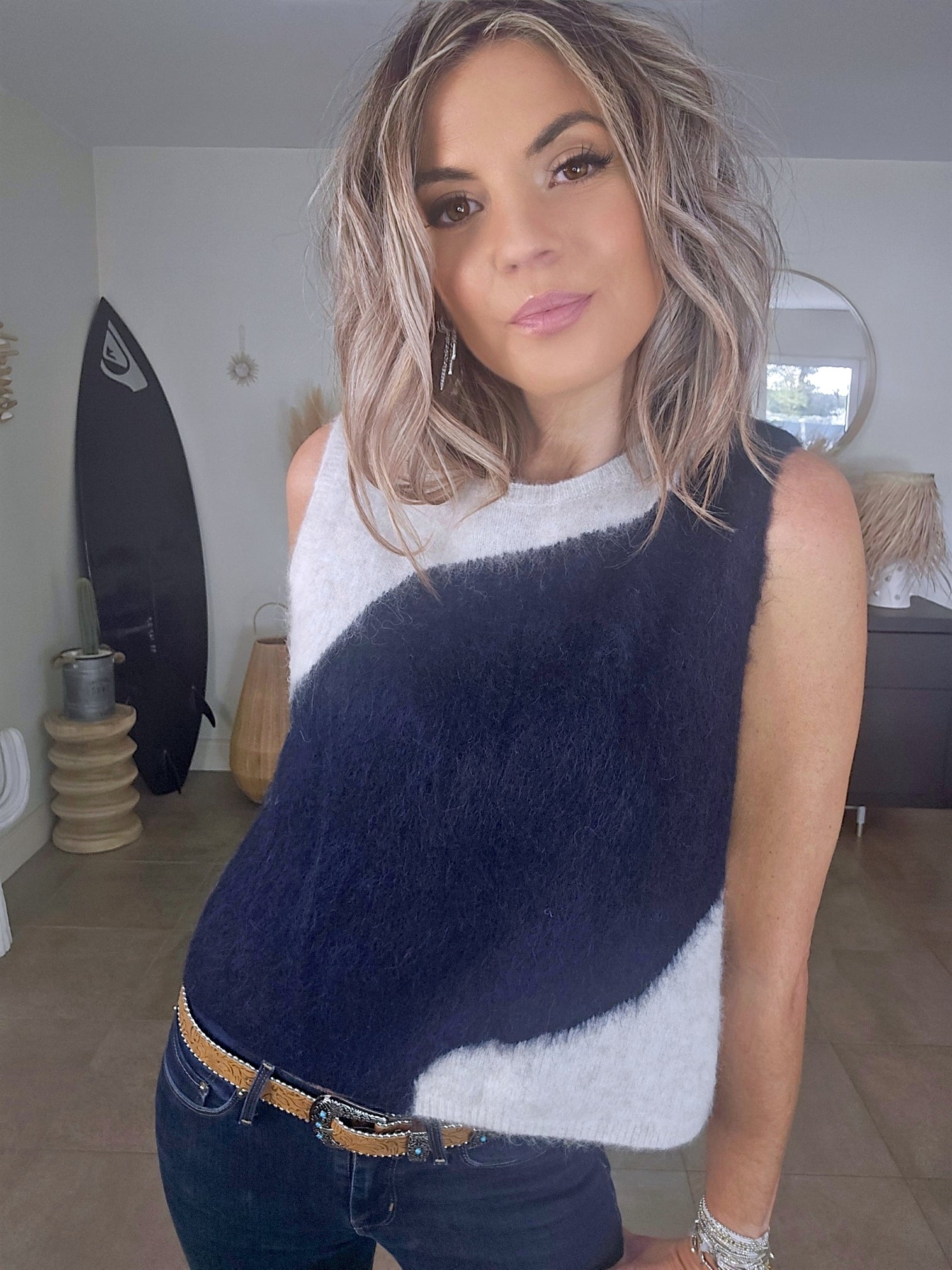 Pull bicolore sans manche - 𝐌𝐚𝐫𝐢𝐧𝐚𝟒𝟒𝐟𝐚𝐦𝐢𝐥𝐲