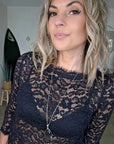 Haut en dentelle noire