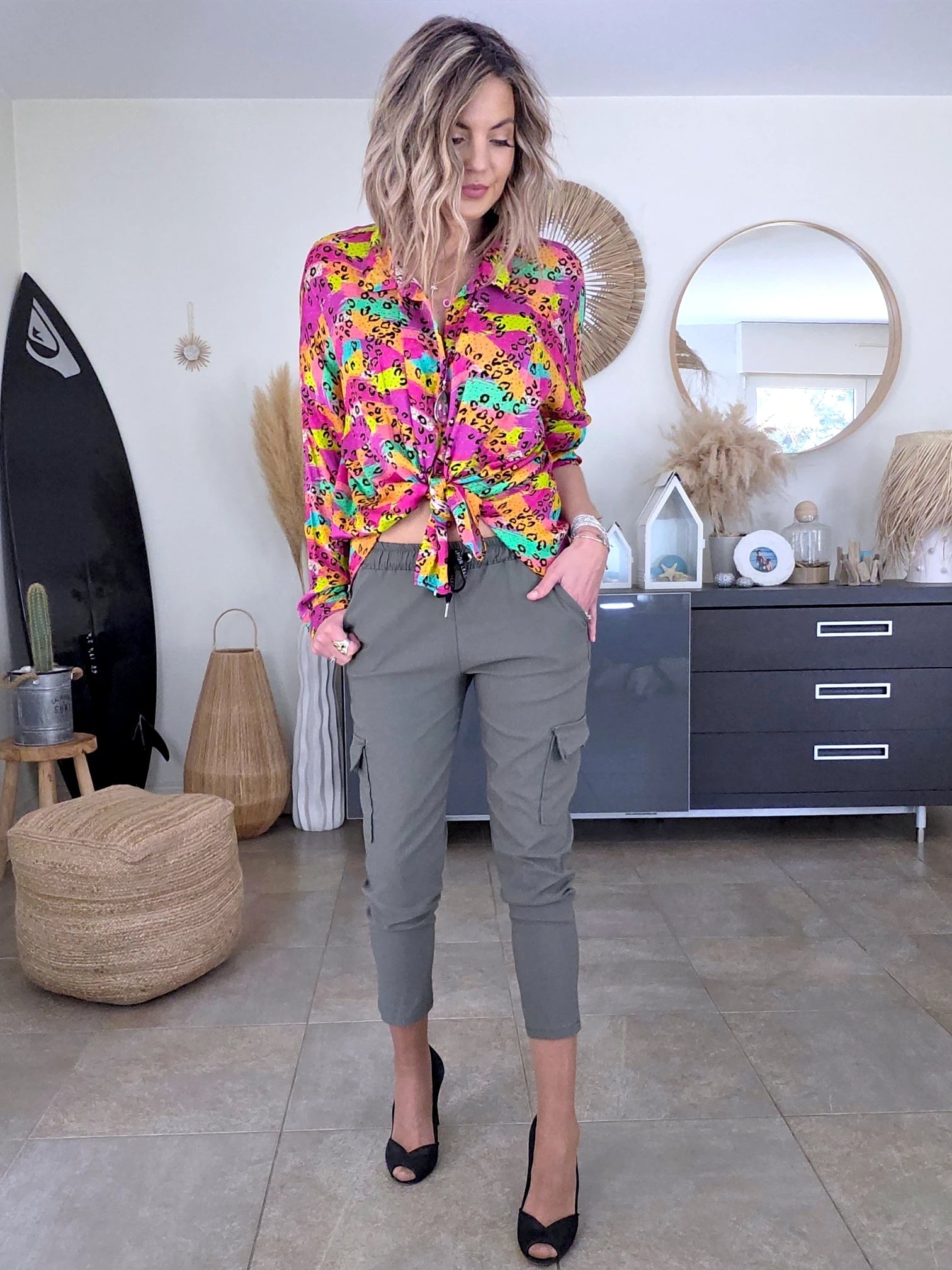 Chemise fluo à imprimé léopard - 𝐌𝐚𝐫𝐢𝐧𝐚𝟒𝟒𝐟𝐚𝐦𝐢𝐥𝐲