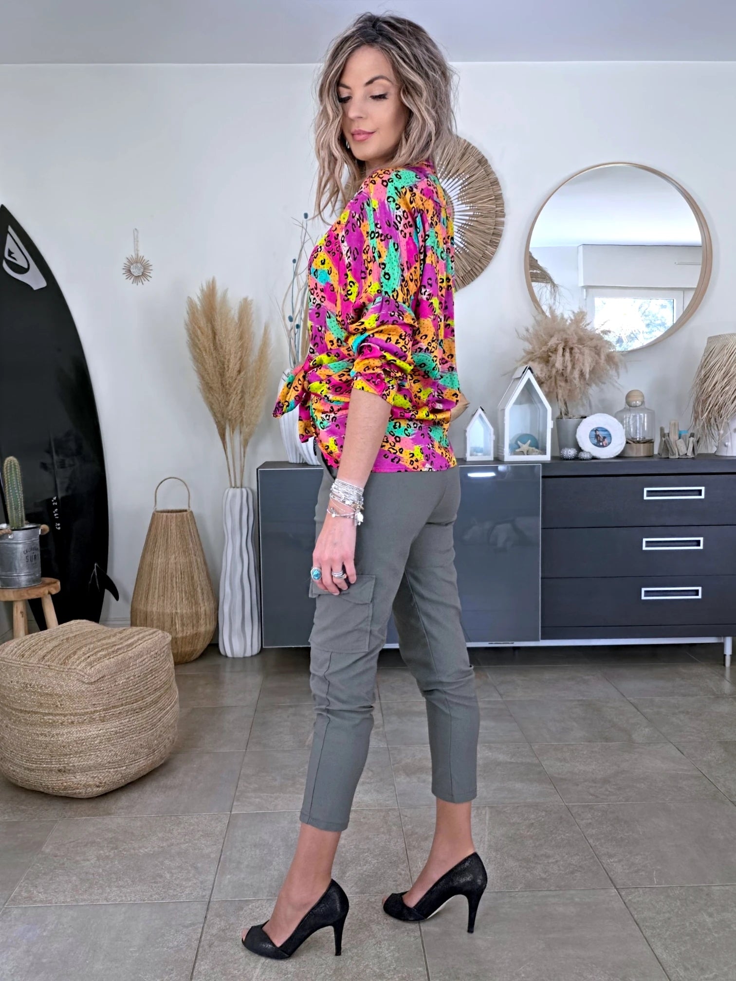 Chemise fluo à imprimé léopard - 𝐌𝐚𝐫𝐢𝐧𝐚𝟒𝟒𝐟𝐚𝐦𝐢𝐥𝐲