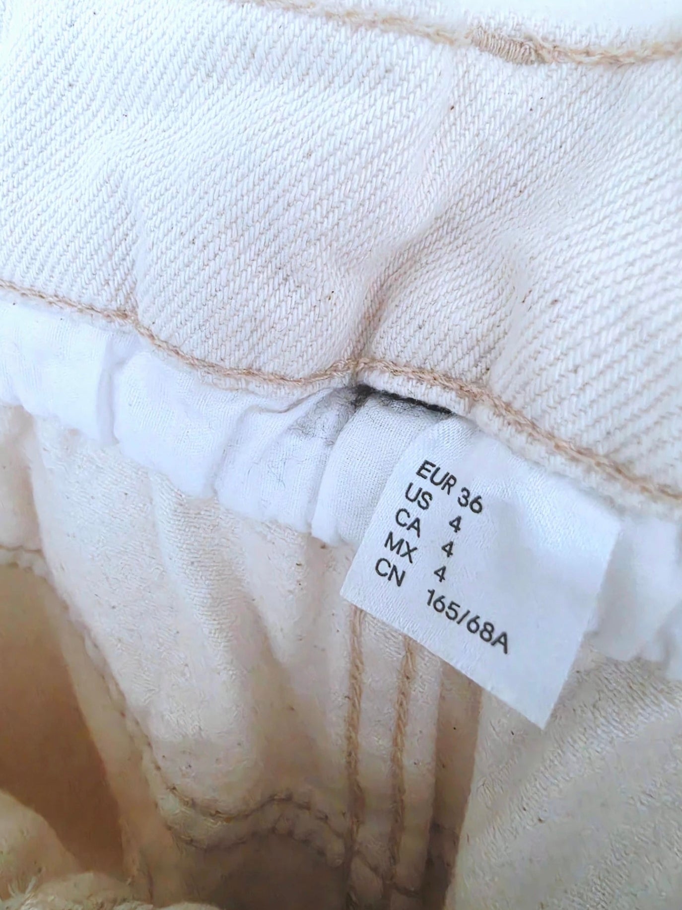 Short écru en jean