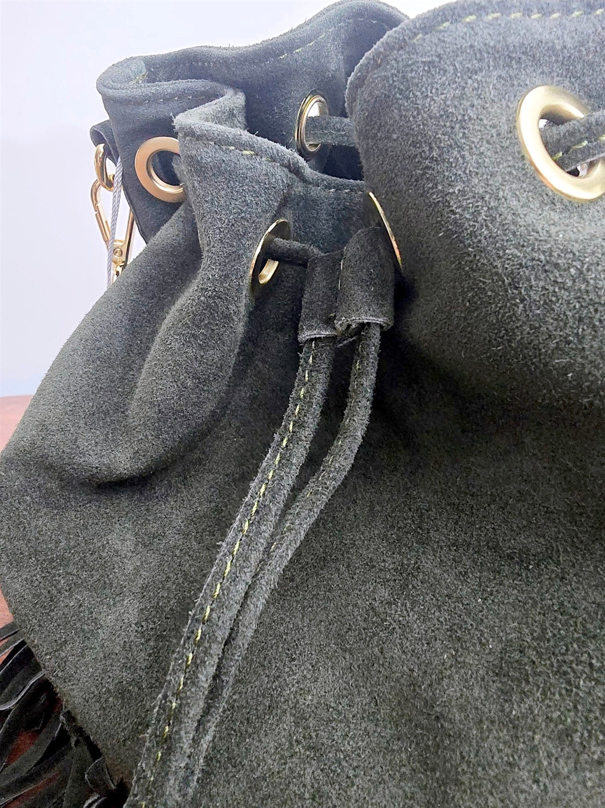 Sac bourse kaki 100% cuir - 𝐌𝐚𝐫𝐢𝐧𝐚𝟒𝟒𝐟𝐚𝐦𝐢𝐥𝐲