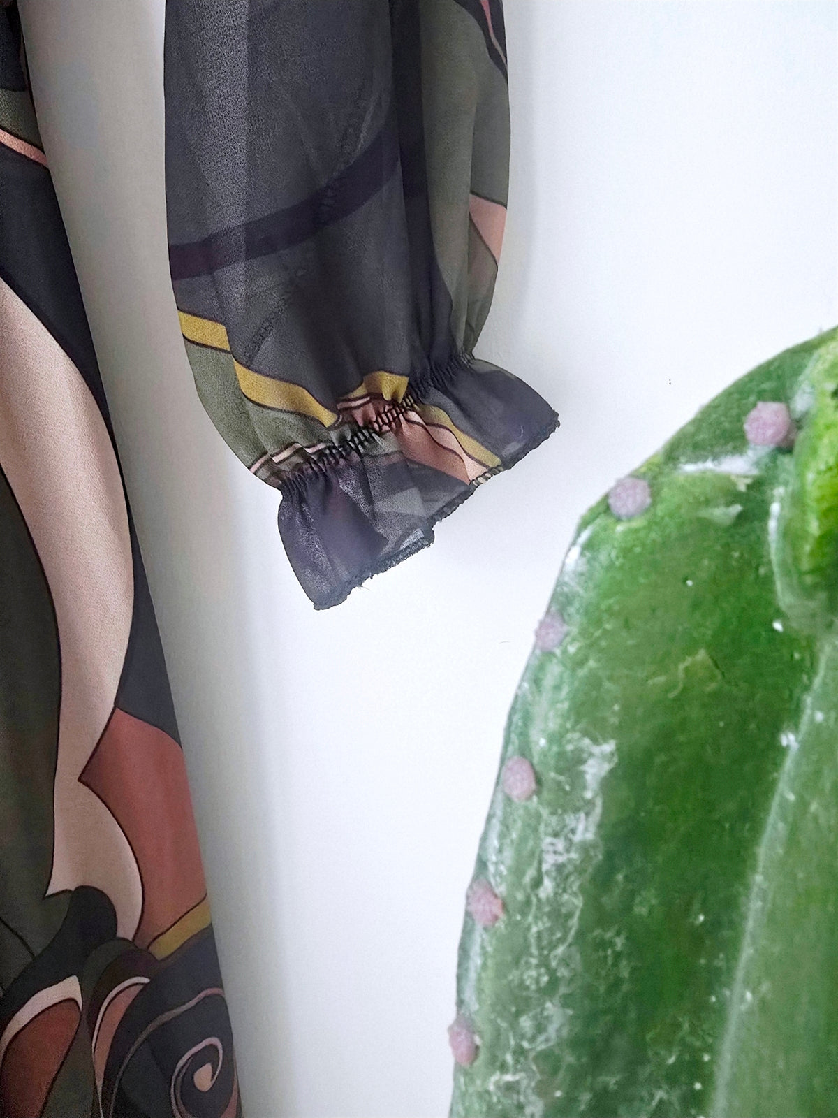 Robe longue à imprimé camouflage - 𝐌𝐚𝐫𝐢𝐧𝐚𝟒𝟒𝐟𝐚𝐦𝐢𝐥𝐲