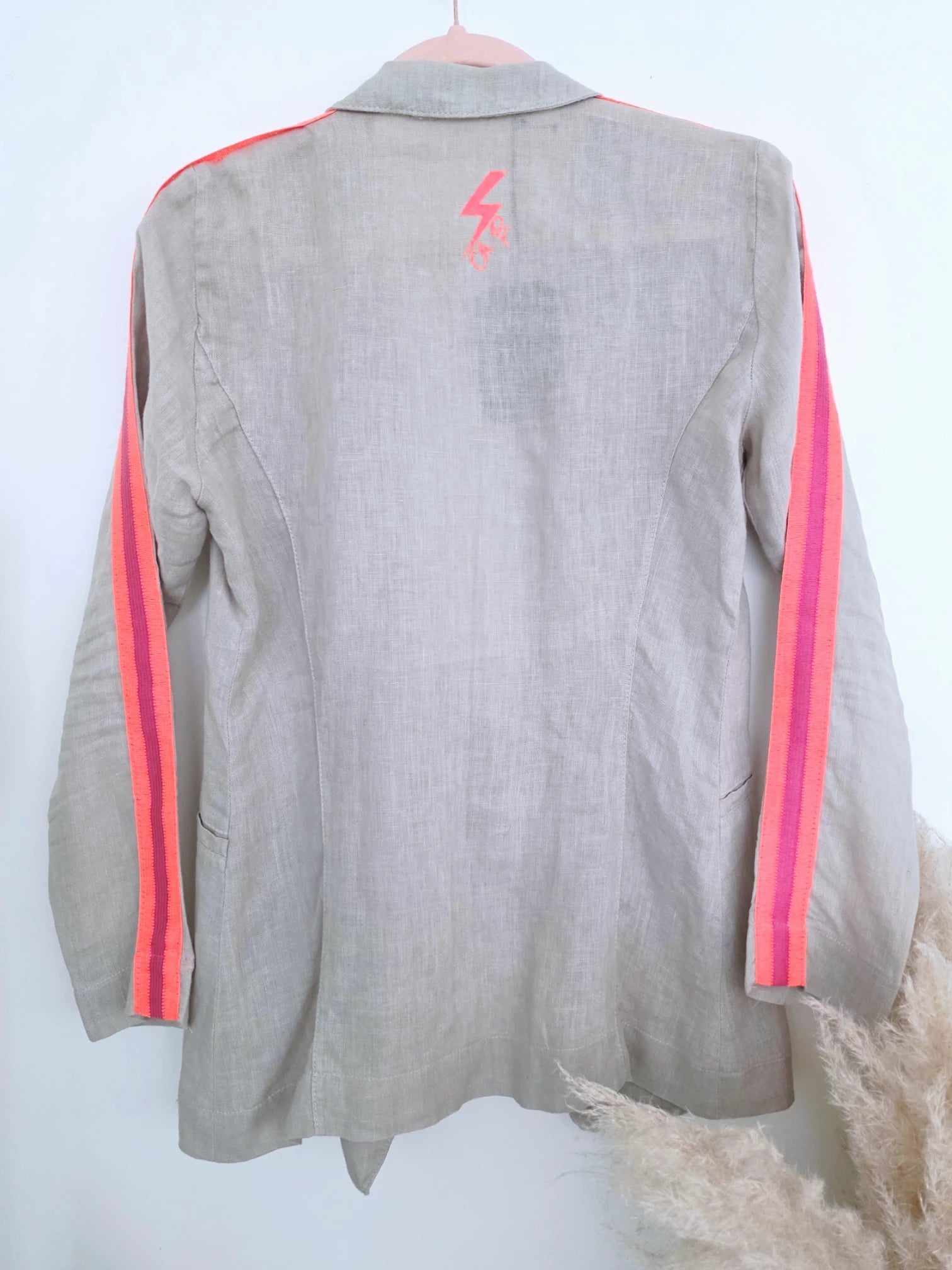 Veste en lin à bandes fluo