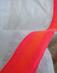 Ensemble veste + Pantalon en lin écru à bandes latérales fluo