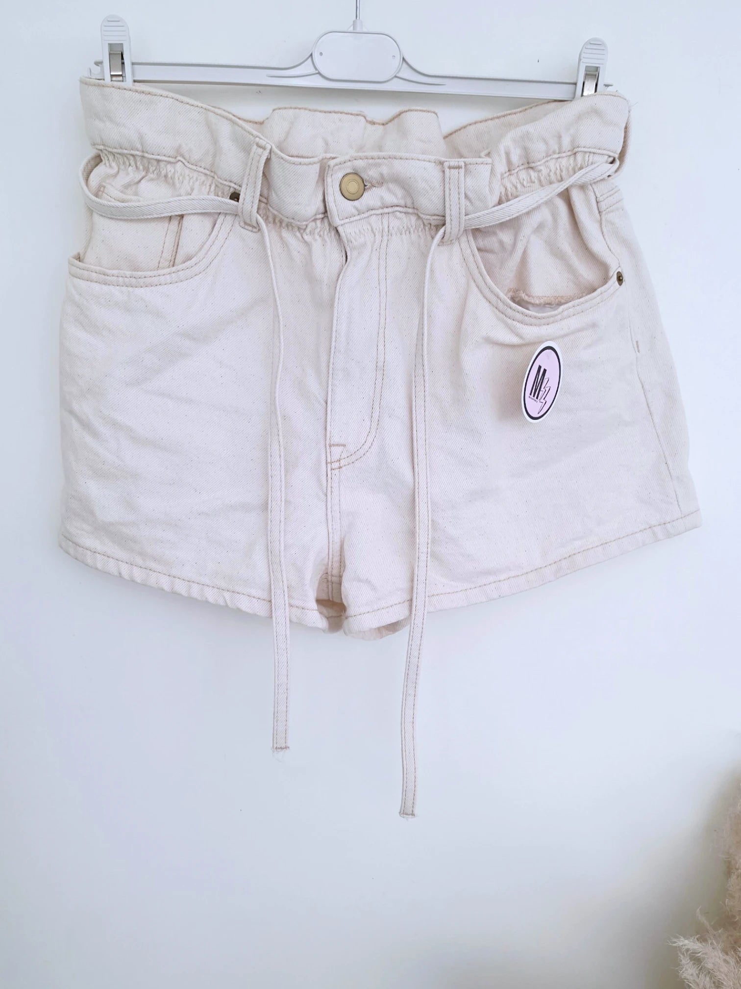Short écru en jean coton
