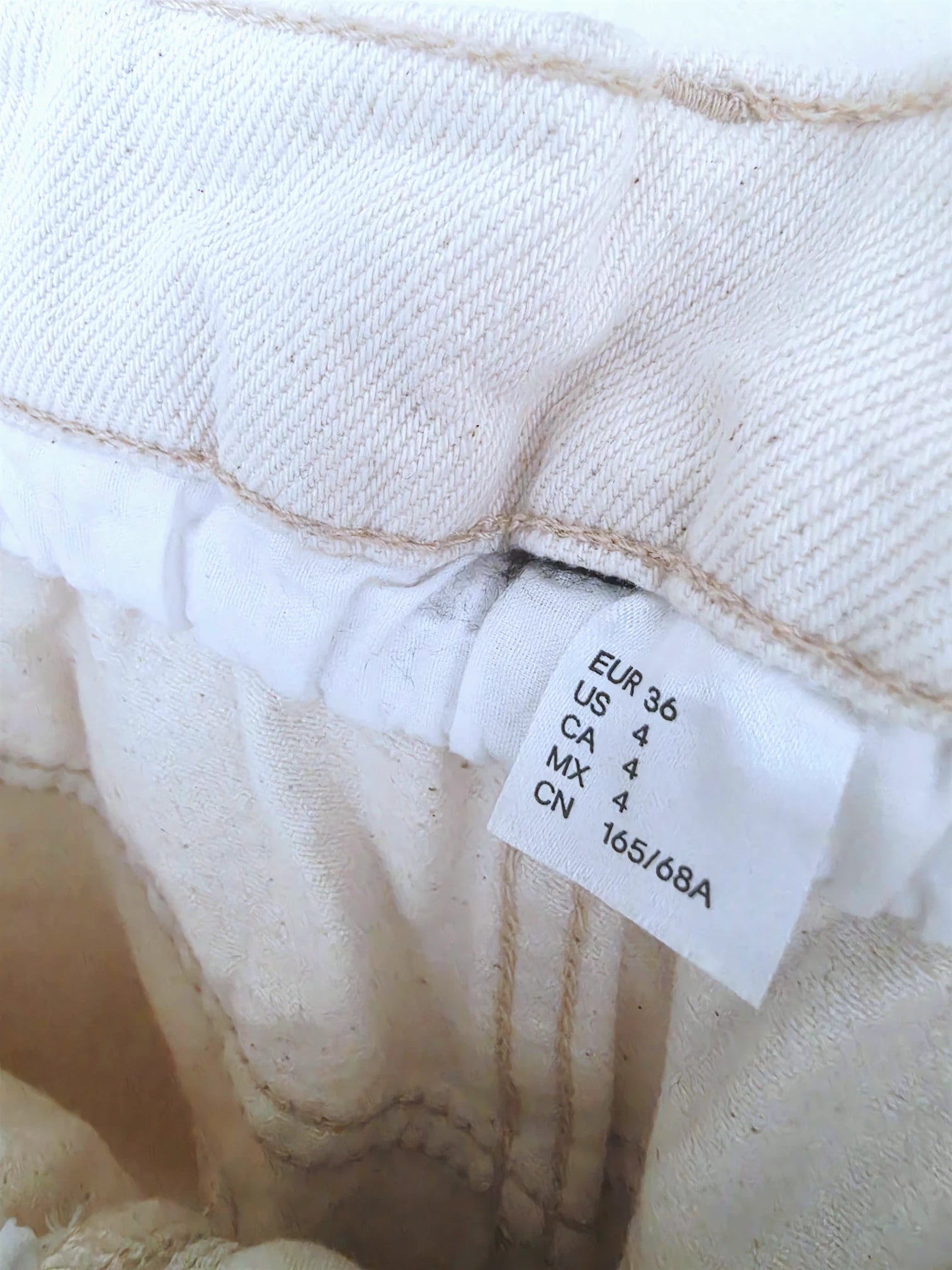 Short écru en jean coton