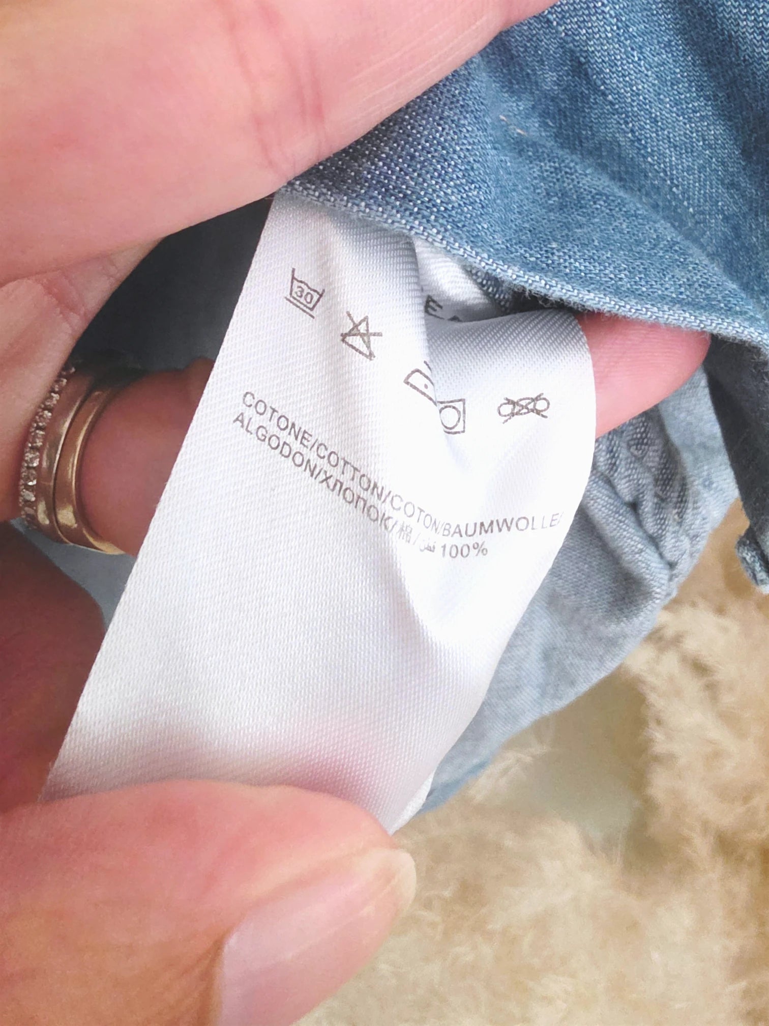 Chemise bleue en jean fine en coton