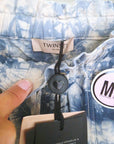 Short tie and dye bleu