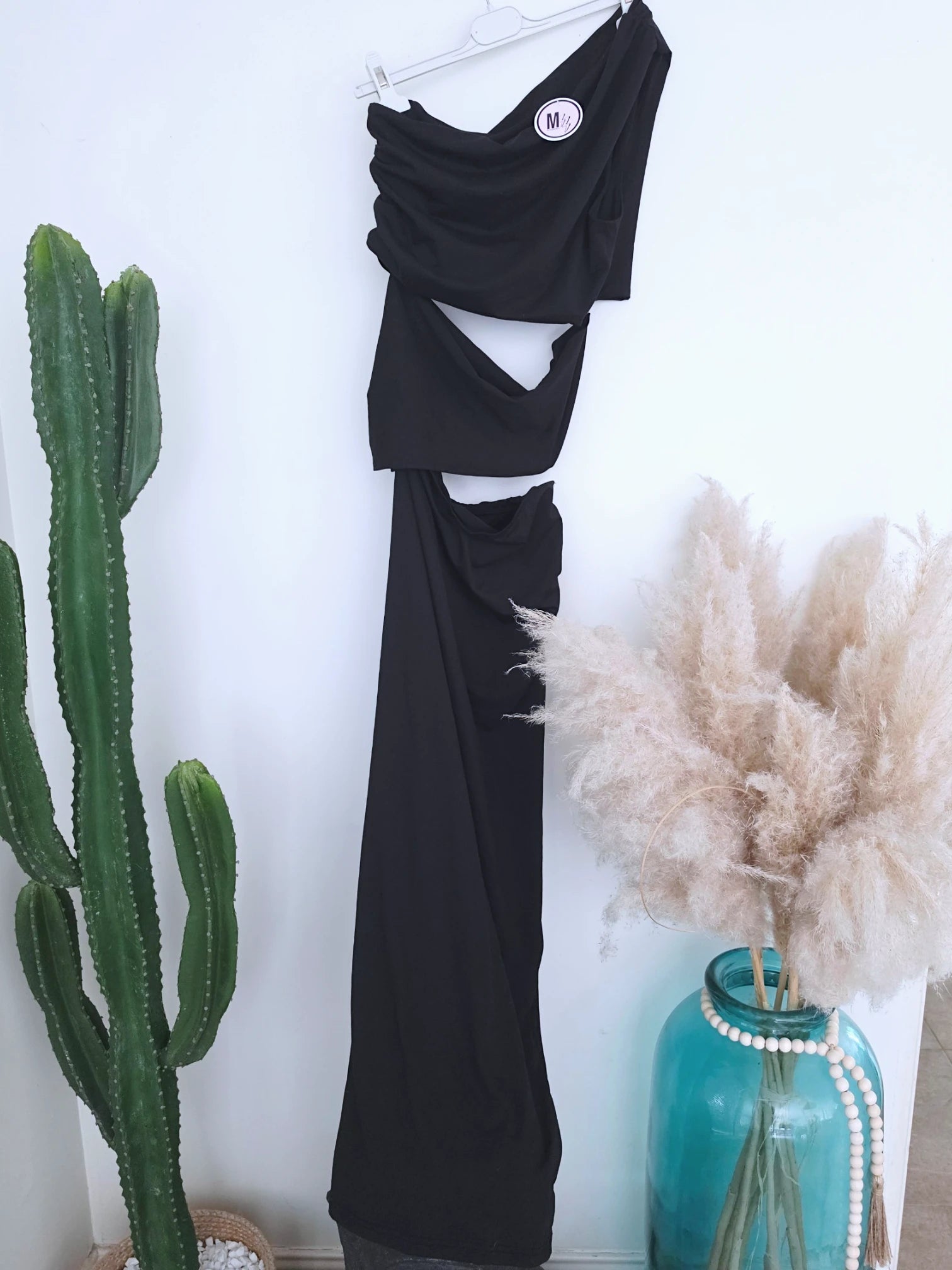 Robe fendu noire en lycra