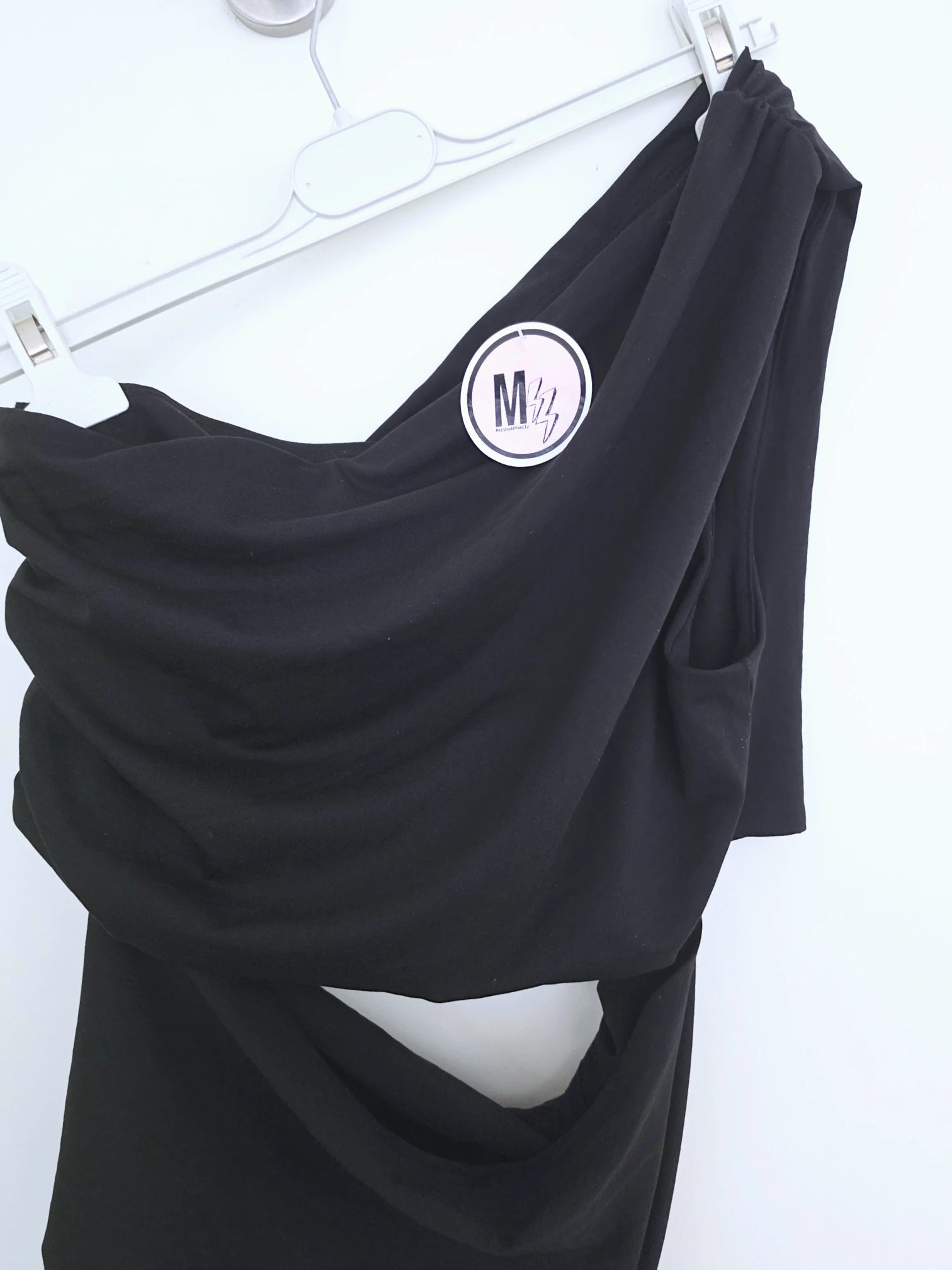 Robe fendu noire en lycra