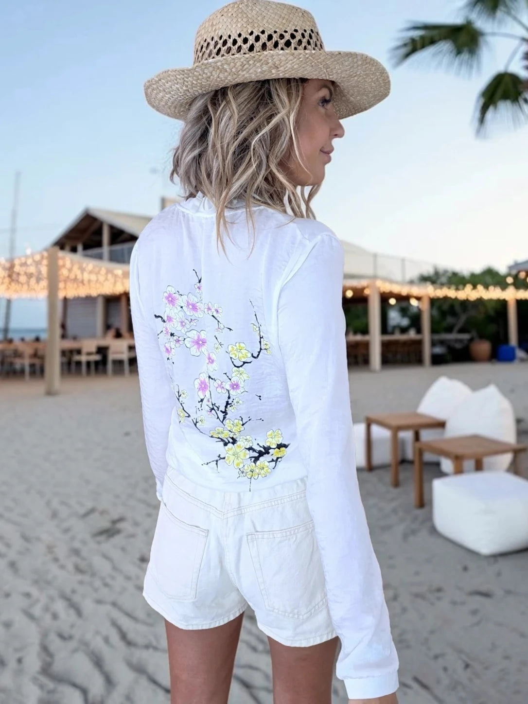 Veste blanche à imprimé japonais au dos