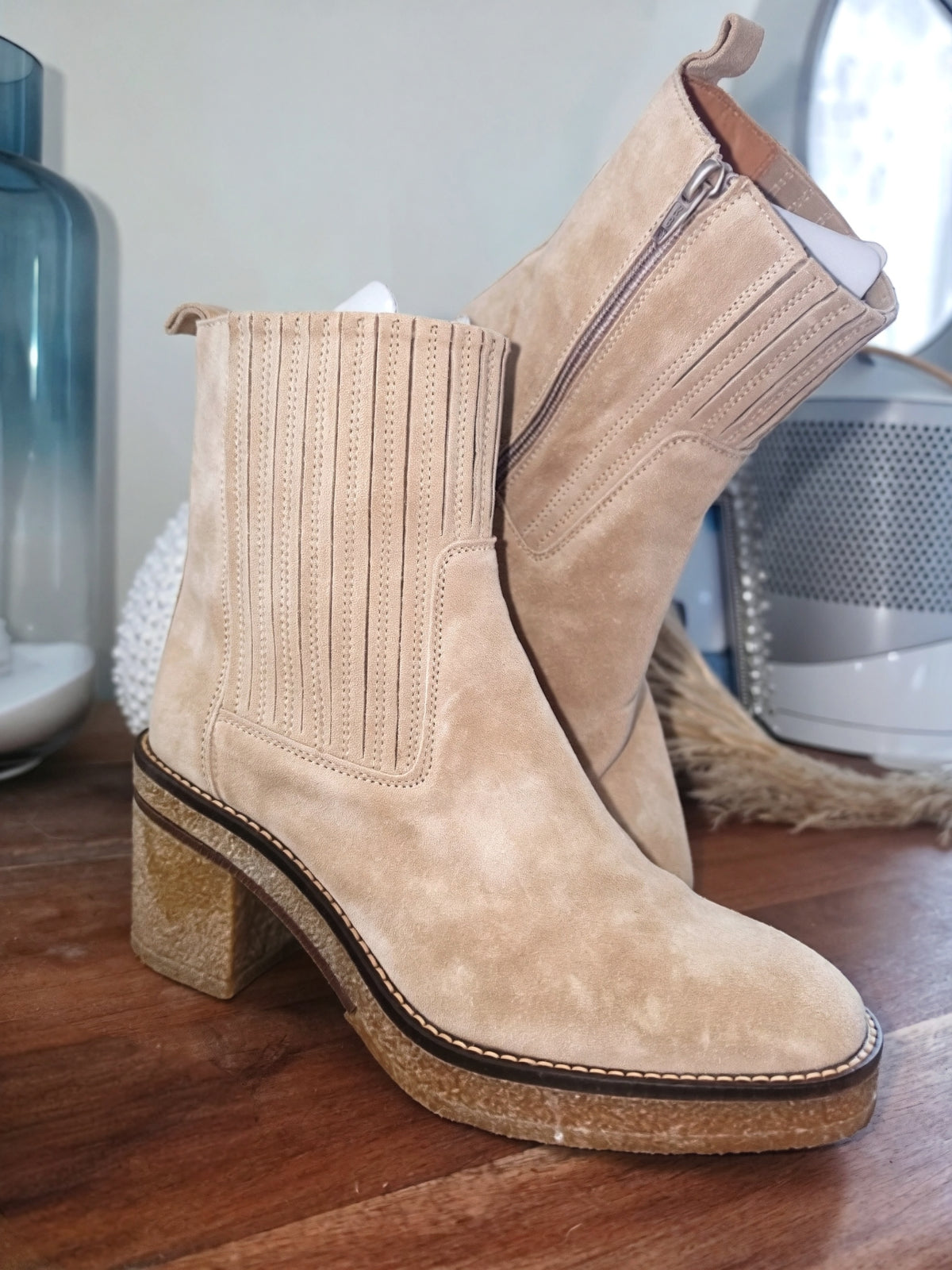 Bottines Janis beiges 100% cuir - 𝐌𝐚𝐫𝐢𝐧𝐚𝟒𝟒𝐟𝐚𝐦𝐢𝐥𝐲